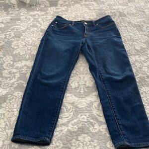 Quince comfort stretch slim boyfriend Jeans in dark wash